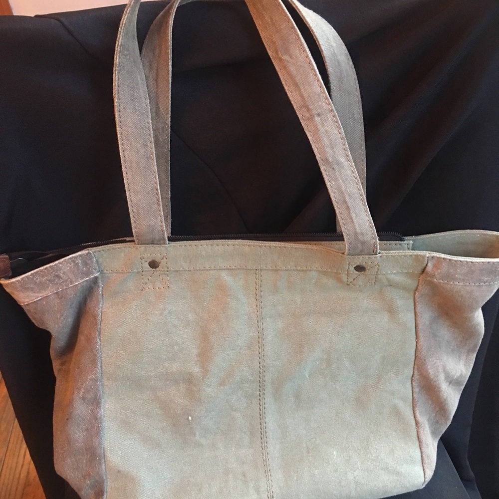 Recycled fabric bag